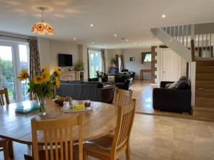 Crowthorne, Bookham Court