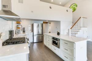 Waterfront Roque Bluffs Hideaway with Private Beach