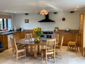 Crowthorne, Bookham Court