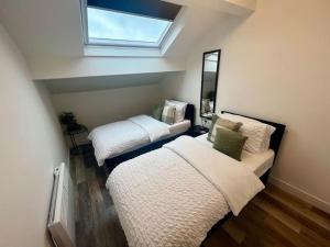 2 Bed Preston City Centre Flat - Sleeps 4 with parking