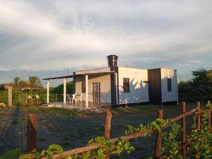 Cabaña frente al mar Encanto del Viento