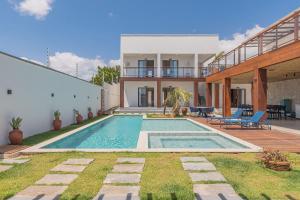 Casa Guerreiro - Elegância no Cumbuco by Carpediem