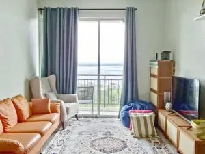 Nona Manis Homestay Sierra Heights 2BR Seaview - Kampong Sungai Rinting