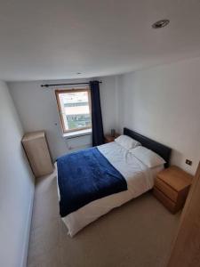 Modern apartment by Leeds dock