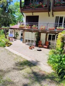 Quintal do Garnizé - Unidade Beija-Flor - 新彼得罗波利斯