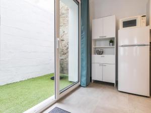 Maisons de vacances Maison renovee avec wifi, centre bourg de St Mars la Jaille - FR-1-306-1289 : photos des chambres