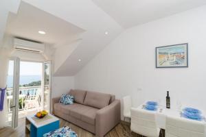Apartments Marmo - Superior One Bedroom Apartment with Balcony and Sea View Apartman 3