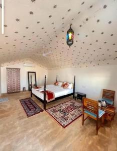 Golden Heaven Desert Camp