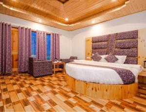 Hotel O TP Suites