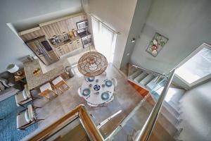 New loft duplex with rooftop deck