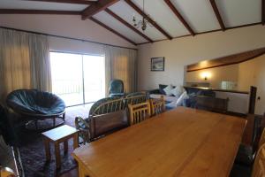 Ridge road 18 Holiday House