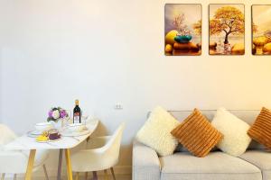 Panoramic Condo 50 sqm Karon