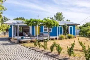 Little Blue Bach - Martinborough