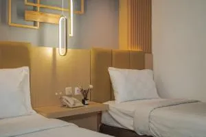 科顿格萨里百事达国际饭店 - Kedongdong