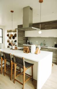 The Cowboy Inn - Luxury Bozeman