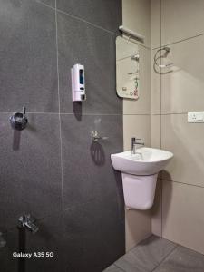 NIDRA HOMESTAY