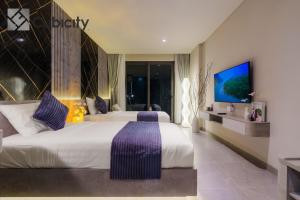 Cubicity Wall Street House