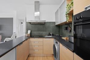 Lazuli Sea View Beachfront- Ap 61