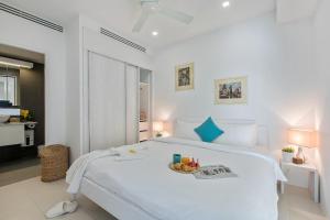 UniQue BoutiQue Residences