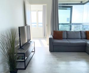 Aseman Portti - Stunning 1BR Apartment 11th Floor