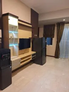apartemen Royal Mediterania Garden Central Park BT - Glongbaru