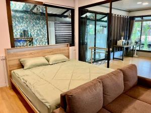 Kirin Riverside Homestay with AC, WiFi in Bangkok