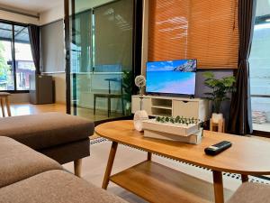 Kirin Riverside Homestay with AC, WiFi in Bangkok