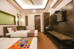 FabHotel Aashraye