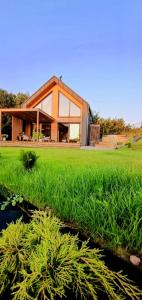 Stodoła Rzym - domek, jacuzzi, sauna, jezioro, las