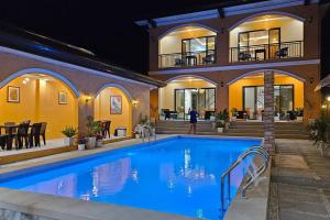 Villa Naranja Pagudpud - Biondo