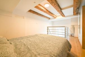 Apartma N'Poznam Tobačna 2 