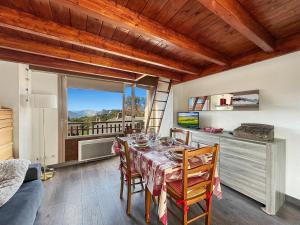 bar08 2 pieces mezzanine 6 pers