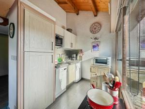 bar08 2 pieces mezzanine 6 pers