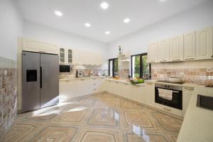 Forest Paradise Hanevci