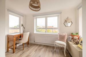 3Bed, 2Bath Penthouse Near Windsor & Long Walk - By Tempstay