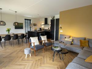 Beautiful villa on the water in Friesland