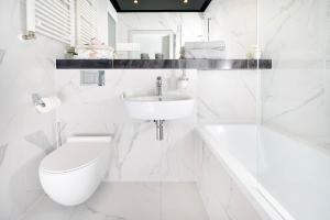 Urban Chic - One Bedroom Apartment - Gdanska