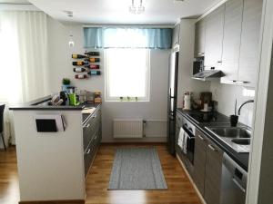 Stylish 1BR Home Private Parking Sauna