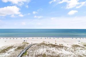 SeaSpray East 825-Gulf Front