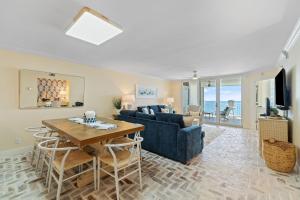 SeaSpray East 825-Gulf Front