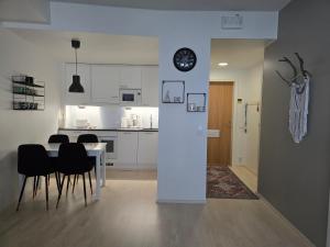 Uusi kotoisa kaksio yksityissaunalla