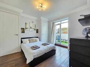 Trendy One Bedroom Apartment