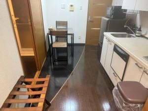 駅徒歩1分 梅田難波京都神戸アクセス良し 4名まで宿泊可能