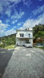 Lush Green-Homestay - Pooppara