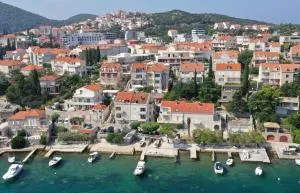 Apartments Villa Sirena 2 - Lazaret