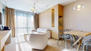 One-Bedroom Apartment with River View room in Eurovea Apartments