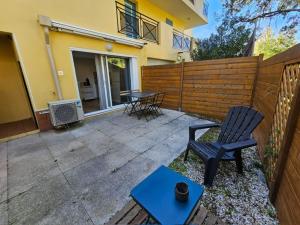 Appartements Studio Le Yellow avec terrasse et parking : photos des chambres