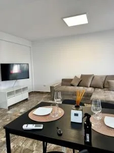 Apartament 2 camere cu parcare privata - Valea Adîncă