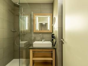 Duplex 4 chambres avec piscine, spa et parking aux Arcs 1800 - FR-1-352-55