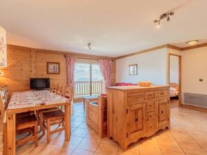 Appartement spacieux 8 pers with Parking & WIFI, proche des pistes - FR-1-352-79